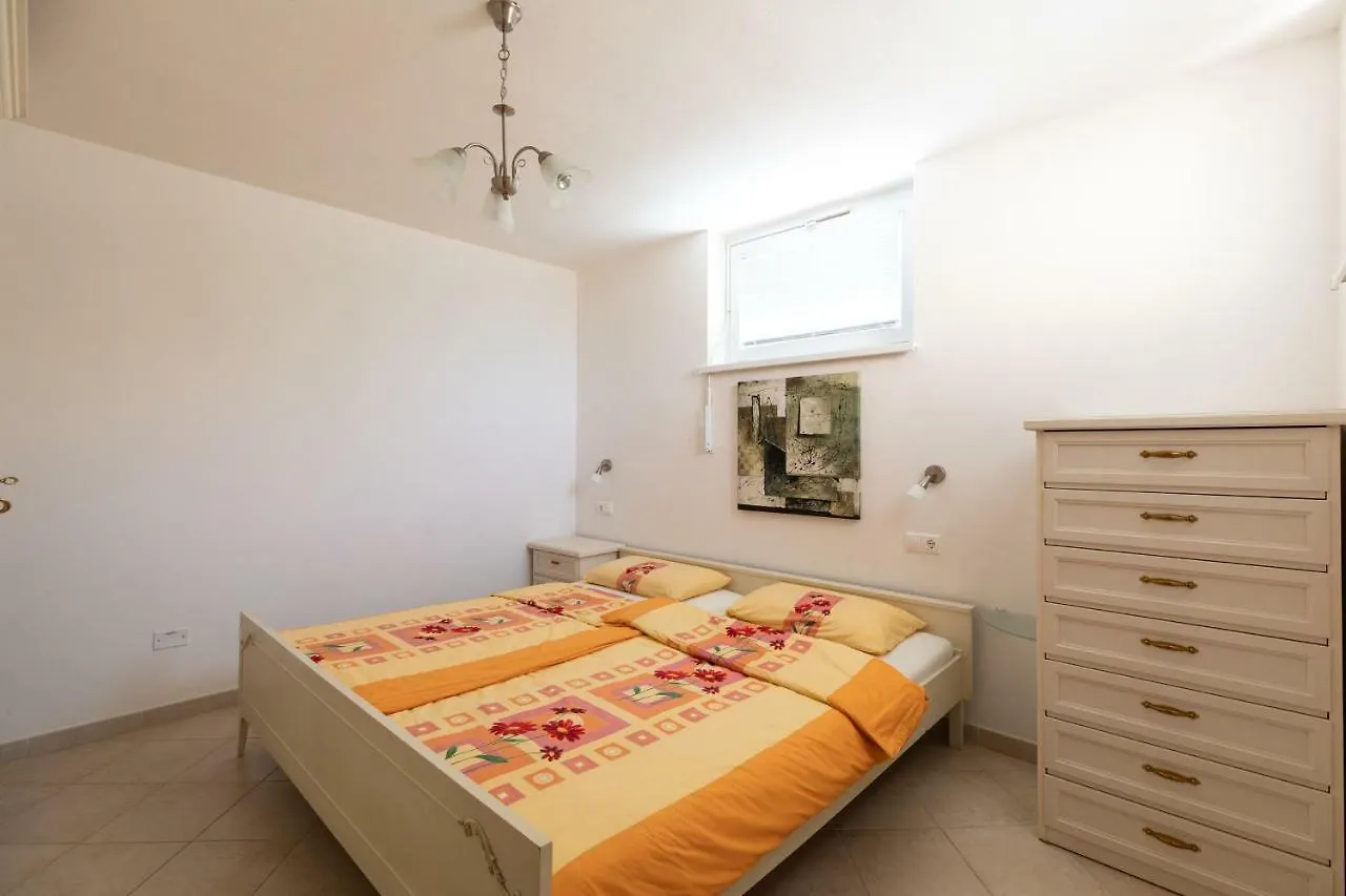 Appartamento Del Cardellini Santa Caterina Di Pittinuri  Italië